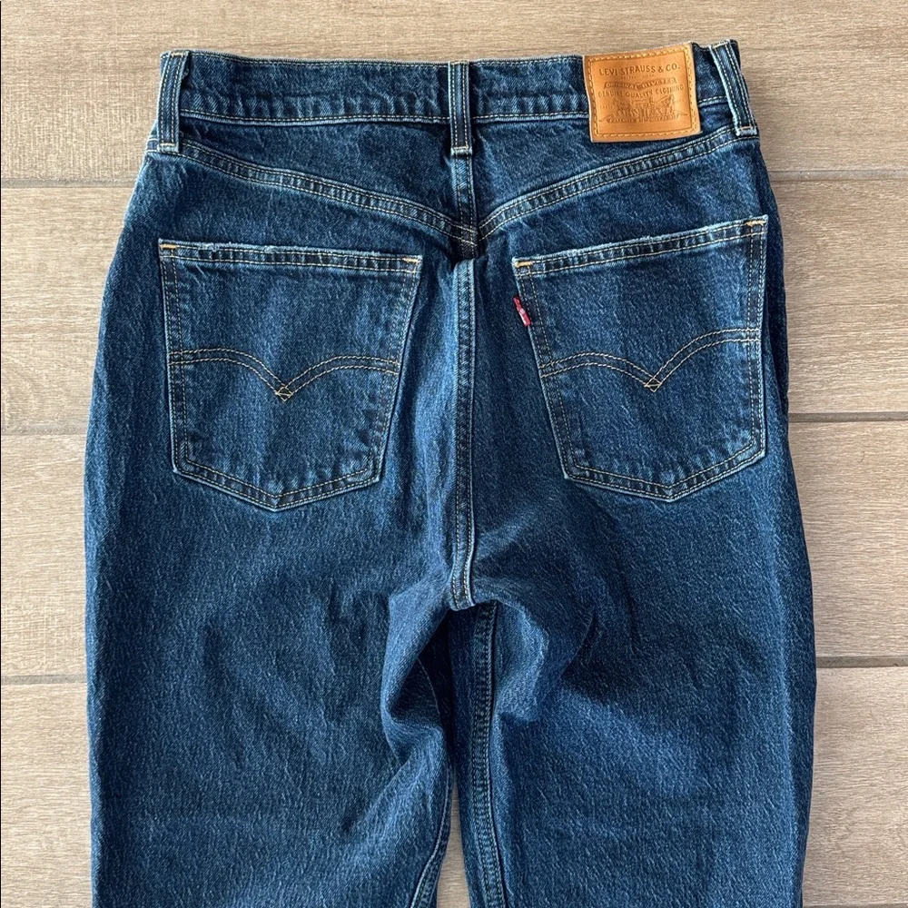 Levis 70'S HIGH RISE SLIM STRAIGHT JEANS Size: 29
